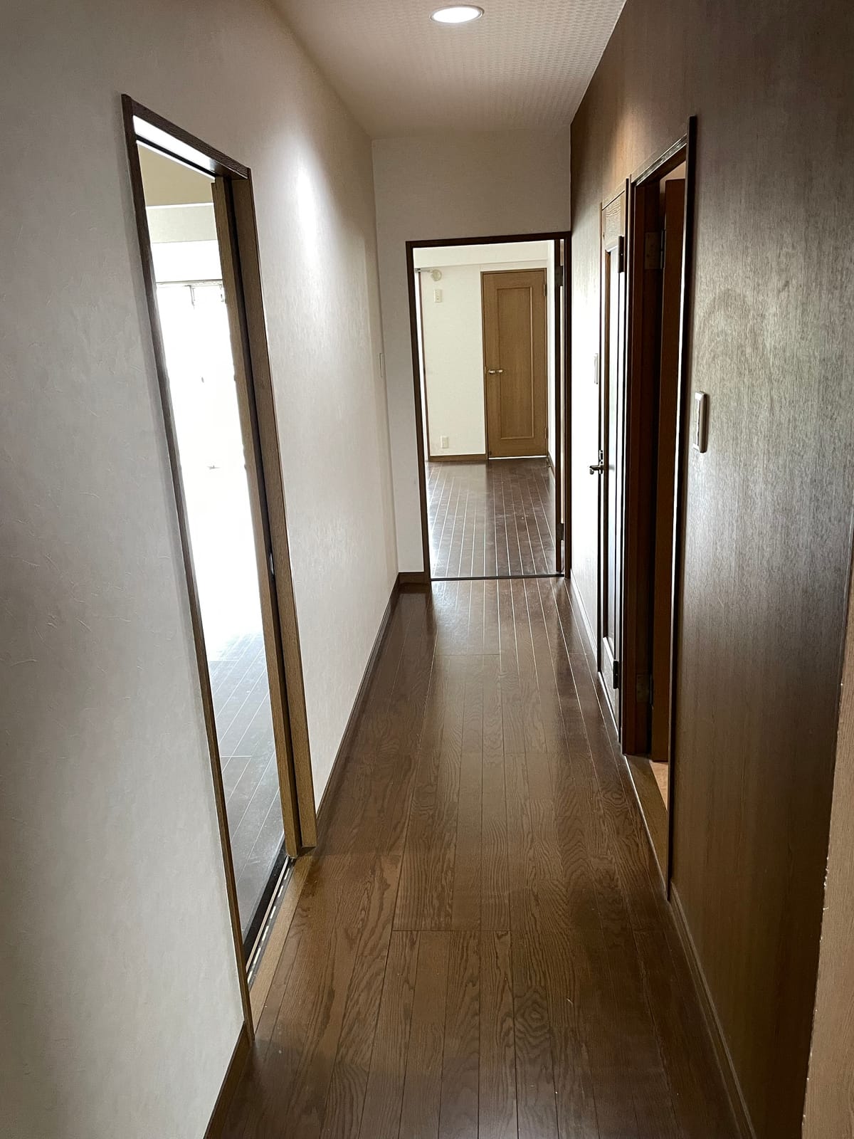 廊下（Before）